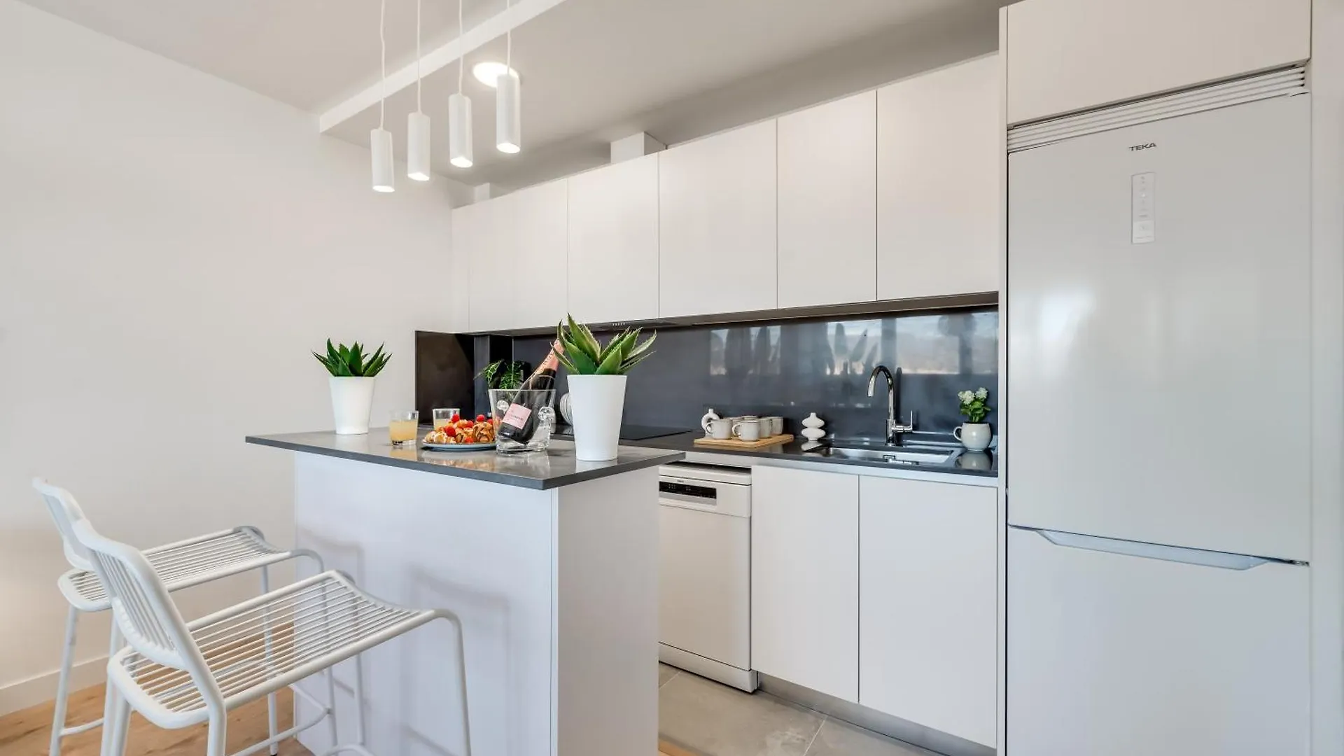 Apartament Xpce Urban 12 Malaga Skyline - Parking Free