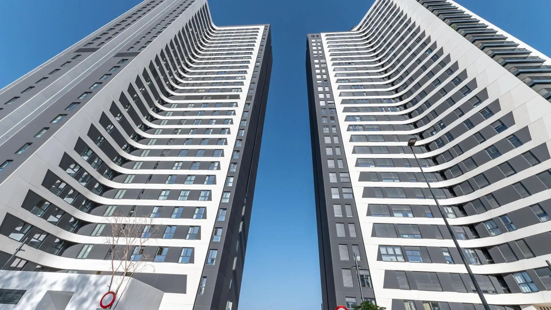 Xpce Urban 12 Malaga Skyline - Parking Free Apartment 0*,  Spain